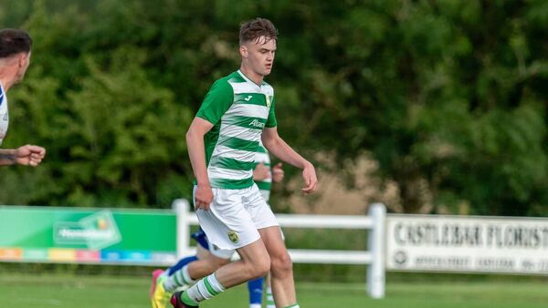 Celtic move within a point of Super League title