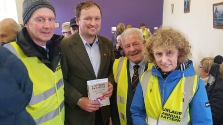 Downpour fails to dampen Urlaur spirits