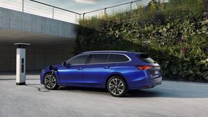 Škoda announces new Superb PHEV pricing deals Škoda announces new Superb PHEV pricing deals