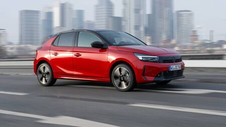 Irish launch of Opel's new hybrid models