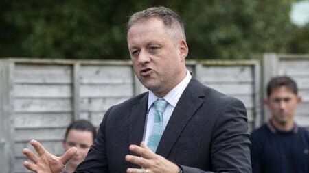 Minister rejects criticism of zoned land tax plan from 'Green backbenchers'