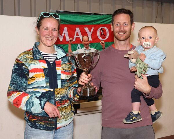 Emer Fitzmaurice ran 20.36 to claim the senior women's 5k title and received the Tom Waldron Perpetual Cup from Eoin Waldron. Emer Fitzmaurice ran 20.36 to claim the senior women's 5k title and received the Tom Waldron Perpetual Cup from Eoin Waldron.