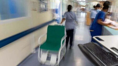 Hospital overcrowding: Almost 8,000 patients admitted without beds in August