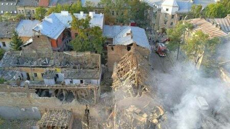 Clearing mines a ‘massive’ problem in Ukraine, Irish expert says