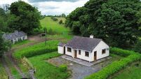 Countryside Mayo property in prime location is up for grabs for just €120,000