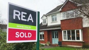 House buyers battle to find family homes as prices jump in commuter belt, survey finds House buyers battle to find family homes as prices jump in commuter belt, survey finds