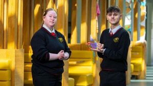Students campaign to have Irish Sign Language as a Leaving Cert subject Students campaign to have Irish Sign Language as a Leaving Cert subject