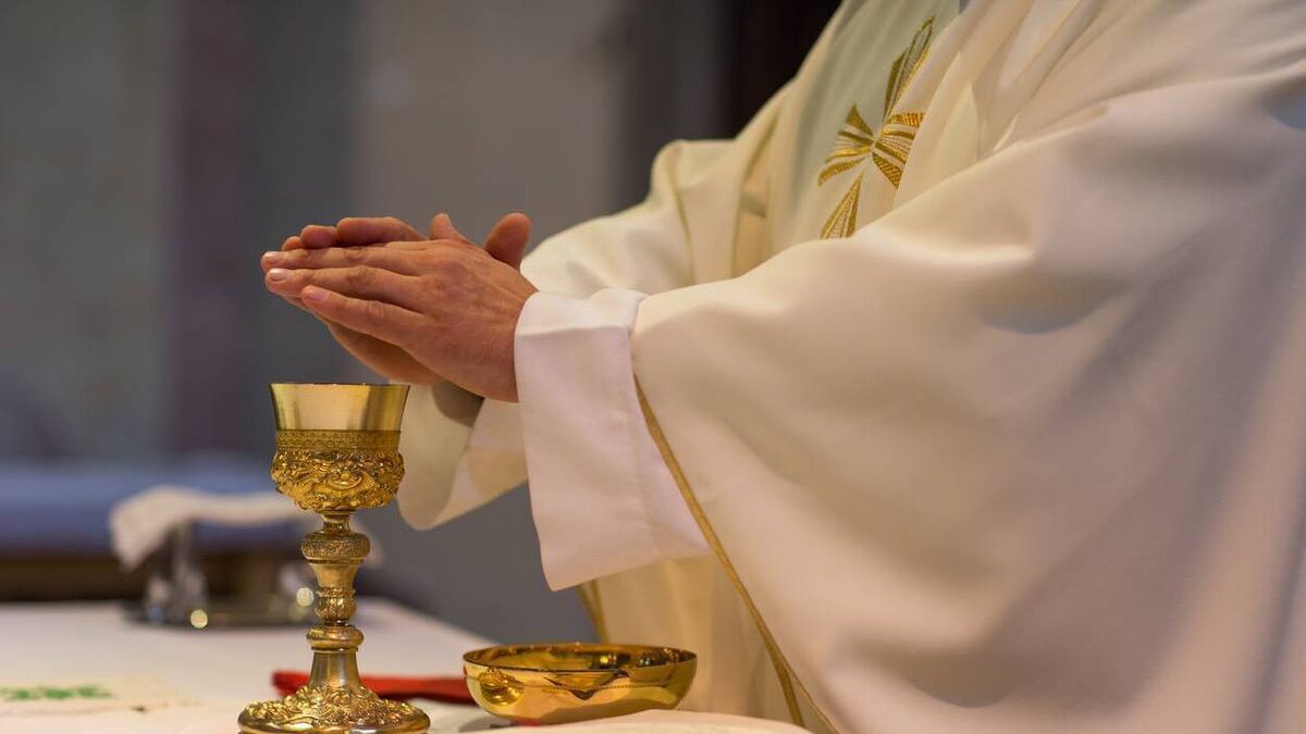 Mayo GAA club celebrate special occasion for local priest