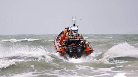 Boat brought to safety after getting into difficulty on Mayo coast