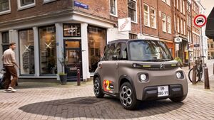 Citroen launches new urban electric vehicle