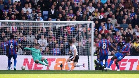 Diogo Jota strike enough for Liverpool to see off Crystal Palace