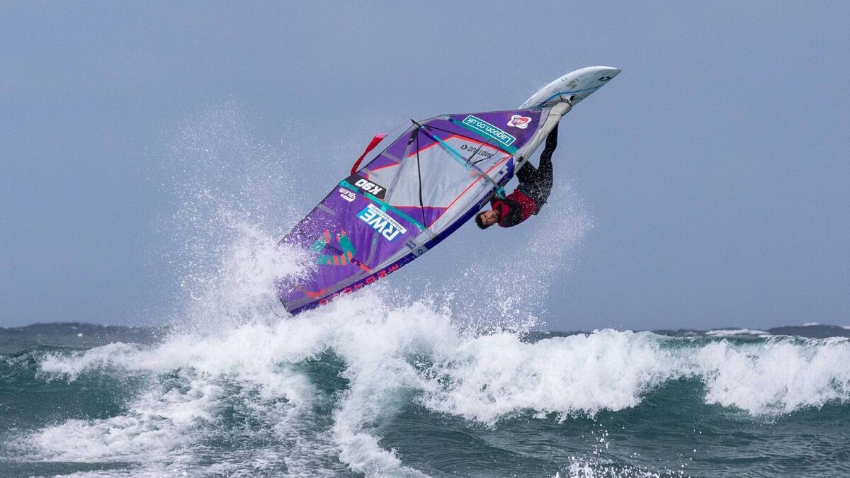 Windsurfers enjoy a little 'Mayo Mayhem"