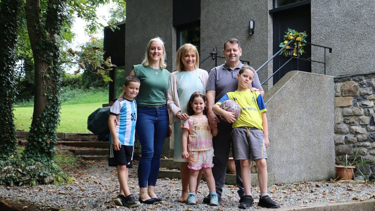 Strong Mayo theme for popular TV series