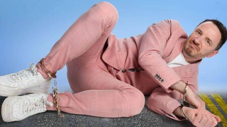 Gearóid brings new show to Westport