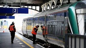 Irish Rail criticised after advising pre-booked passengers to consider later trains Irish Rail criticised after advising pre-booked passengers to consider later trains