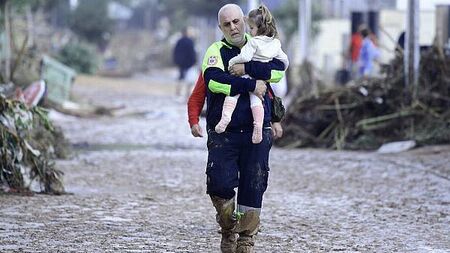Taoiseach offers Ireland’s help to Spain in wake of fatal flooding