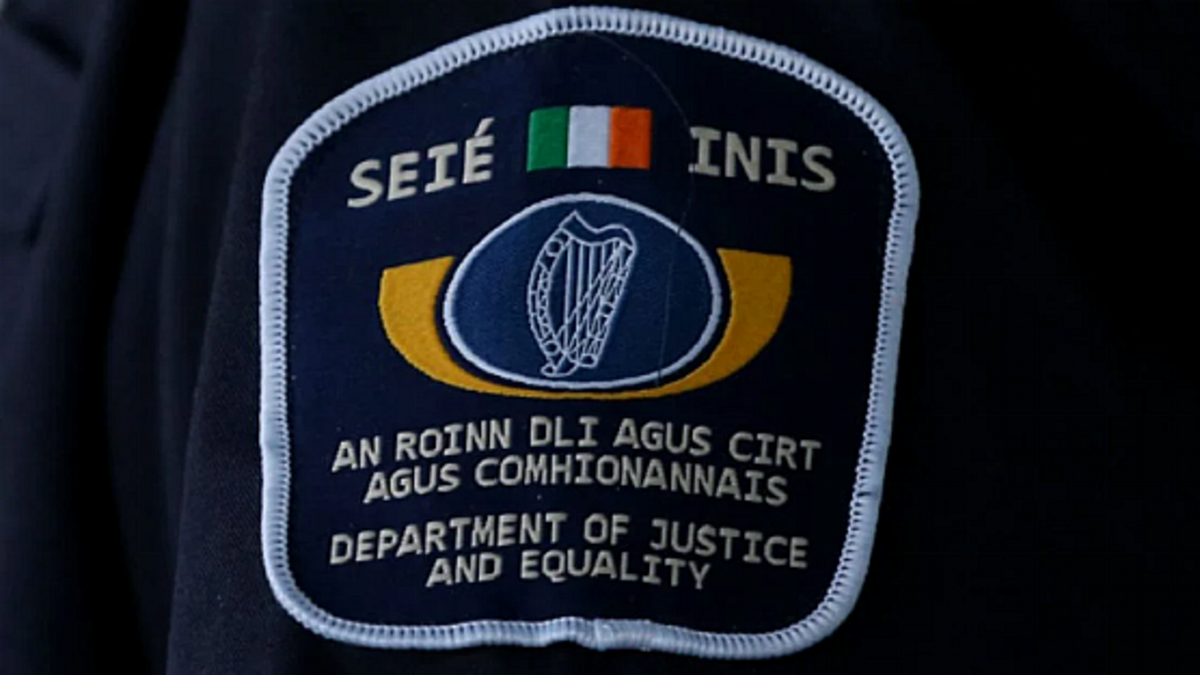 Man jailed for 'people smuggling' friend into Ireland