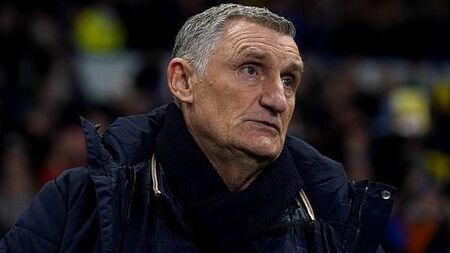 Tony Mowbray ‘pretty sure’ he will return to management after cancer recovery