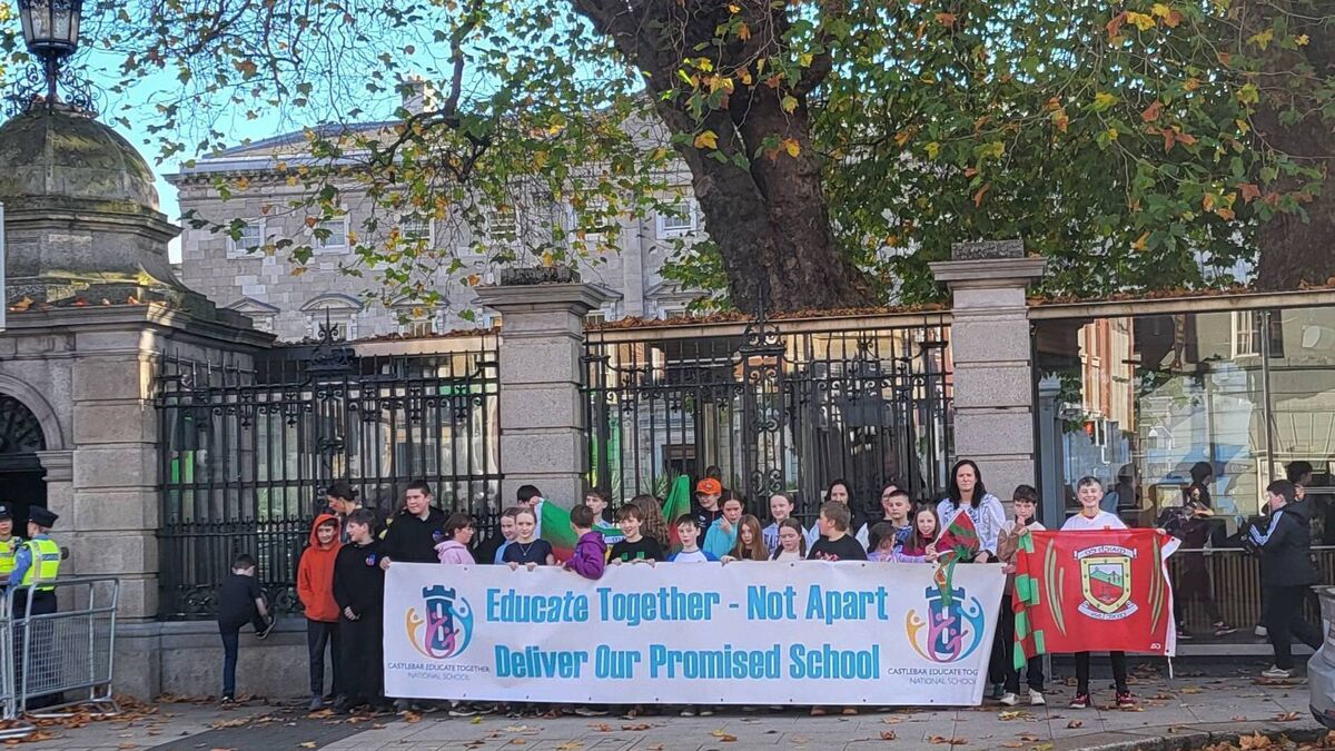 Mayo school takes its protest to the Dáil