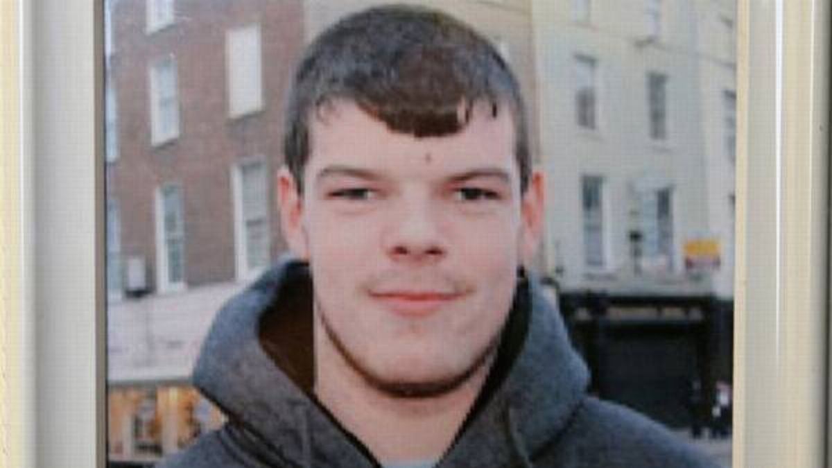 Father of teen murdered 17 years ago calls on gardaí to search Limerick land for weapon