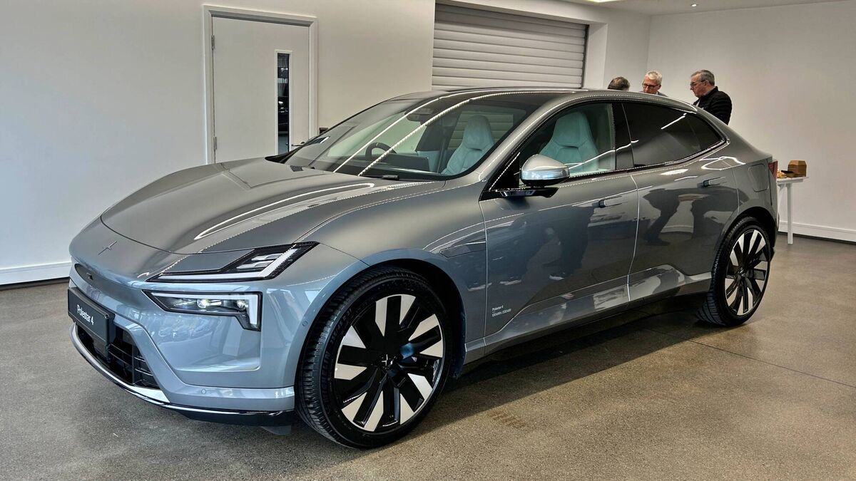 Polestar 4 - the car with no rear window