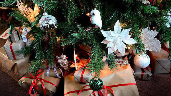 People urged to include a gift receipt with their Christmas presents to avoid awkwardness