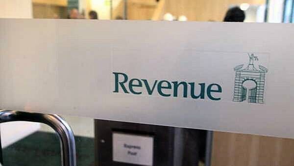 Pension 'loophole' allowed employers to transfer millions into funds for family members, review finds
