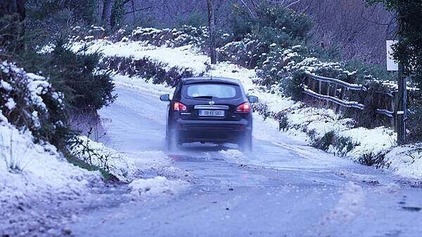 Cork County Council says majority of primary roads are 'passable with caution'
