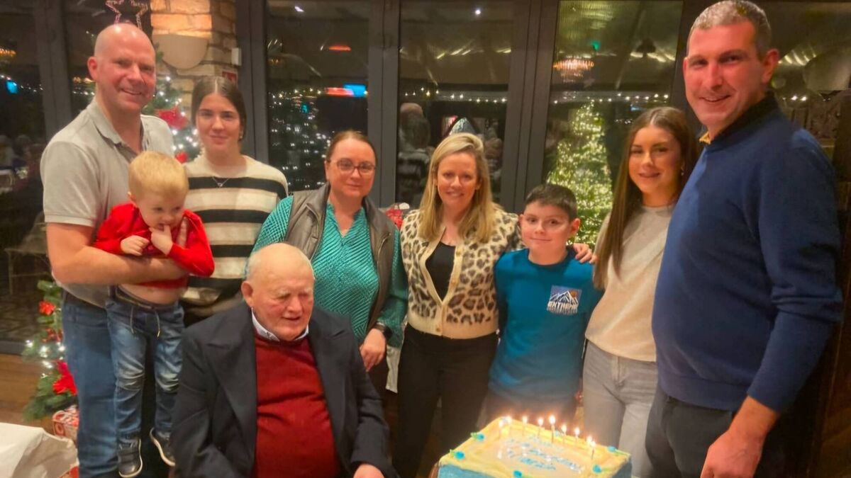 Ballina business thanked for hosting milestone birthday