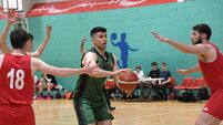 Merry Monk cool Jets of visitors in dominant win