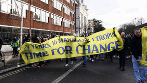 Tottenham fans call for Daniel Levy exit at protest ahead of Man Utd clash Tottenham fans call for Daniel Levy exit at protest ahead of Man Utd clash