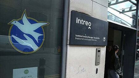 Government told stronger 'trigger' needed to force welfare recipients to seek employment