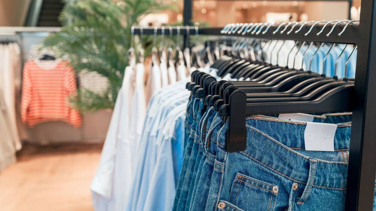Major Mayo town clothing store set to close