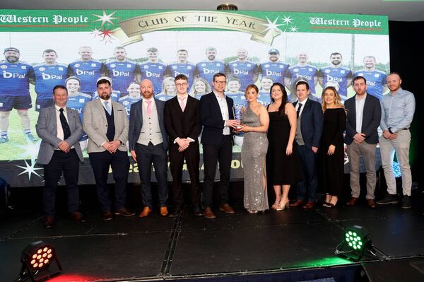 Secretary of Breaffy GAA Rounders, Paula Doherty, accepts the Club of the Year award from special guest Austin O'Malley at the Western People Mayo Sports Stars Awards in Breaffy House Hotel. Picture: Michael Donnelly