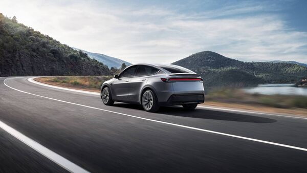 Tesla reaches 10,000 deliveries in Ireland