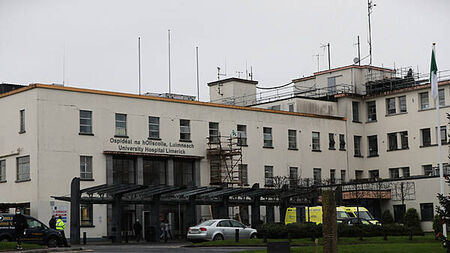 Trolley watch: 448 people waiting for beds in Irish hospitals