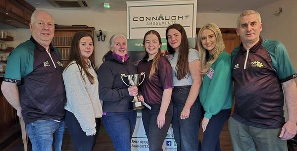 Mayo ladies pool champion Rita Walsh with some of the other entrants and organisers Ian Sheehy and Kieran McGinty. Mayo ladies pool champion Rita Walsh with some of the other entrants and organisers Ian Sheehy and Kieran McGinty.