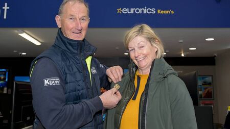 ‘Play the game, not the occasion’ urges hero of ‘77