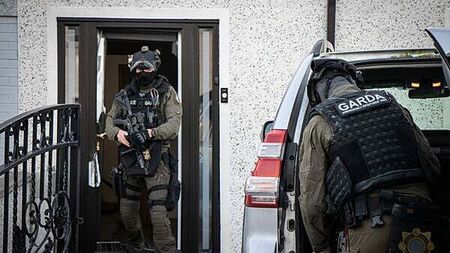Five men arrested as part of investigation into major drugs gang based in Dublin