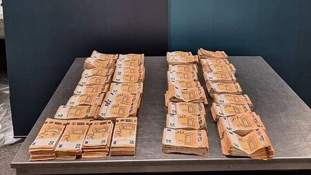 Travel agent and husband caught carrying €340,000 for criminal group at Dublin Airport
