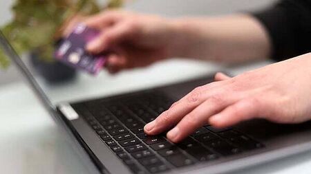 Romance scam warning after woman sent €17,000 to fraudster she met on dating site