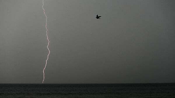 Met Éireann issues immediate thunderstorm warning for five counties