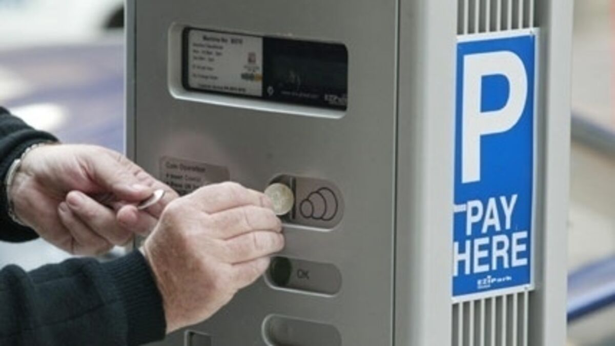 ‘No plans’ to reduce parking charges in local hospitals