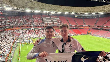 Spurs chiefs wonder should they stick or twist