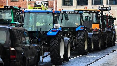Calls for tractors to be banned from motorways