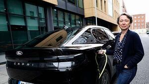 Ford hopes to lure new EV buyers with cost-saving incentives Ford hopes to lure new EV buyers with cost-saving incentives