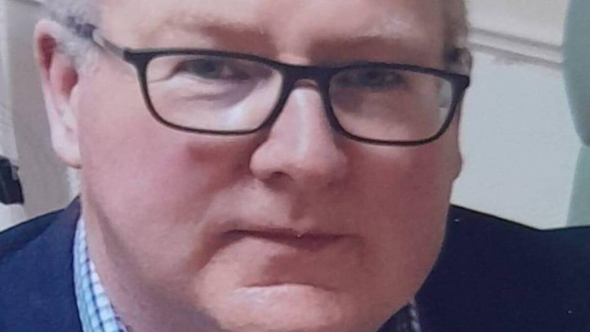 Councillors pay tribute to an 'absolute gentleman'