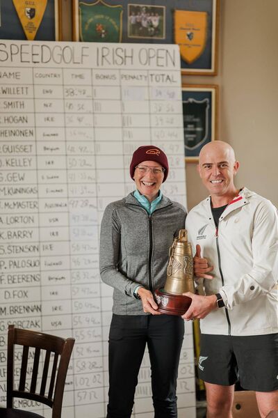 Ladies and gents winners Bev Fentiman from the UK and New Zealander Robin Smith. Ladies and gents winners Bev Fentiman from the UK and New Zealander Robin Smith.