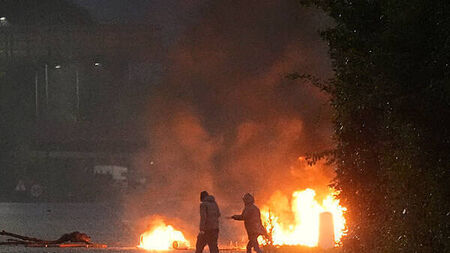 Further five arrests made by police investigating Northern Ireland disorder