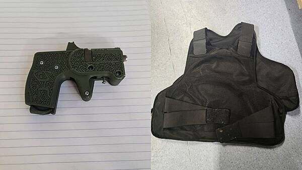 Man (20s) arrested after gardaí find gun concealed in his bulletproof vest in Dublin 8